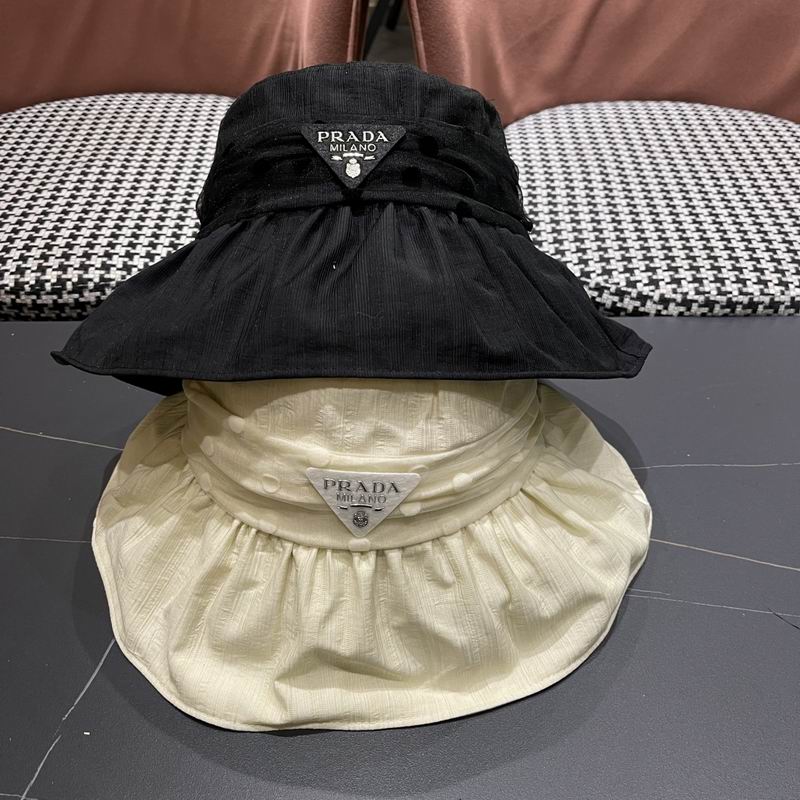 Prada hat 032006